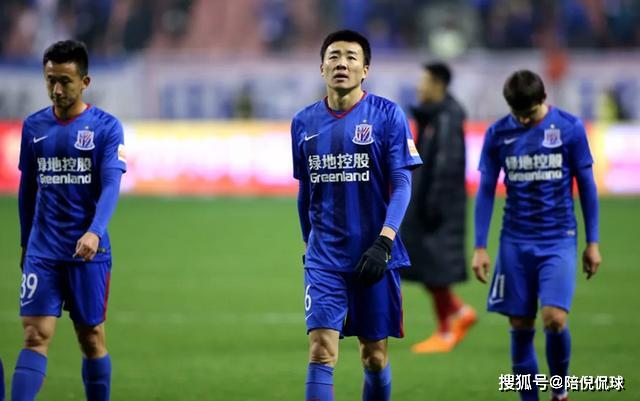  国际米兰防线重组，新援中卫完成首秀  