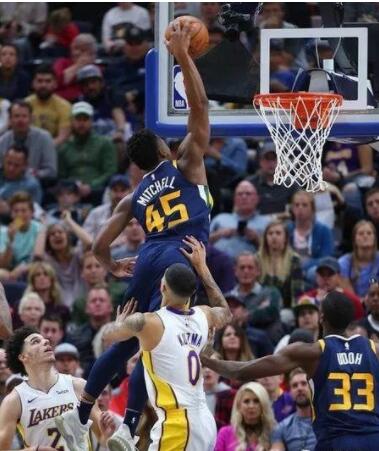  爵士送走戈贝尔开启重建计划蓝图  